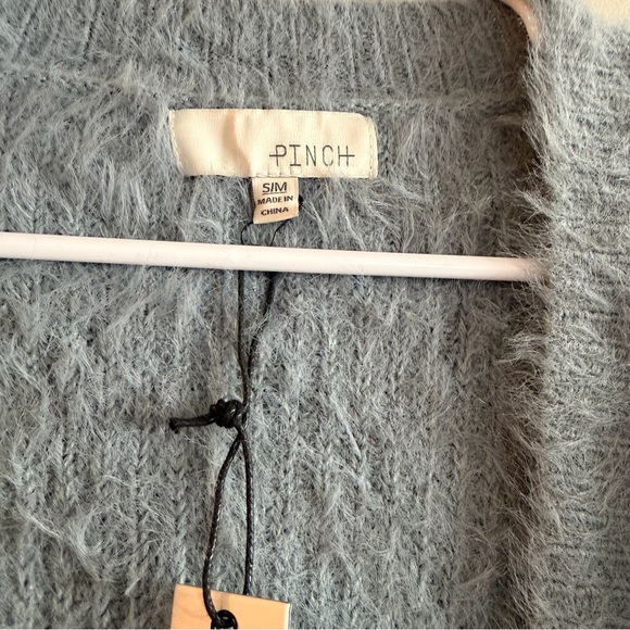 Pinch Fuzzy Eyelash Soft Knit Blue Cozy Open Cardigan Sweater Size S/M NWT - Picture 4 of 8